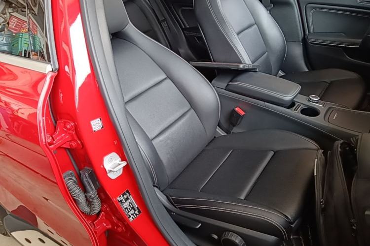 Used Mercedes-Benz GLA 2016 GLA 200 Fashion Model Right Front Seat