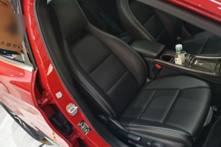Used Mercedes-Benz GLA 2016 GLA 200 Fashion Model Right Front Seat