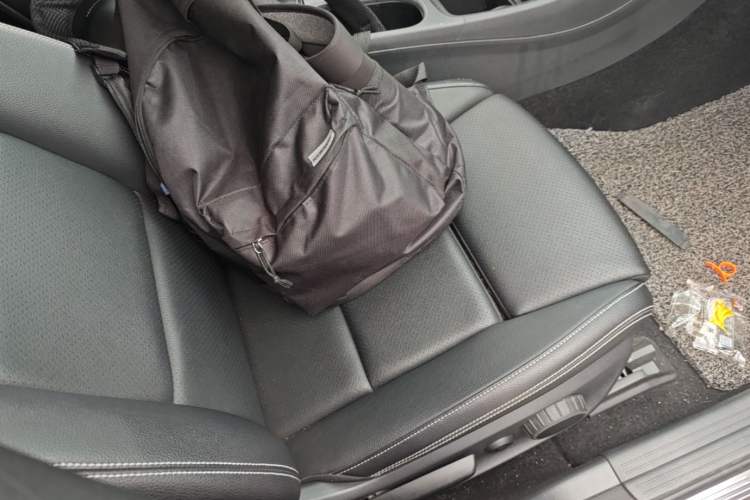 Used Mercedes-Benz GLA 2016 GLA 200 Fashion Model Right Front Seat