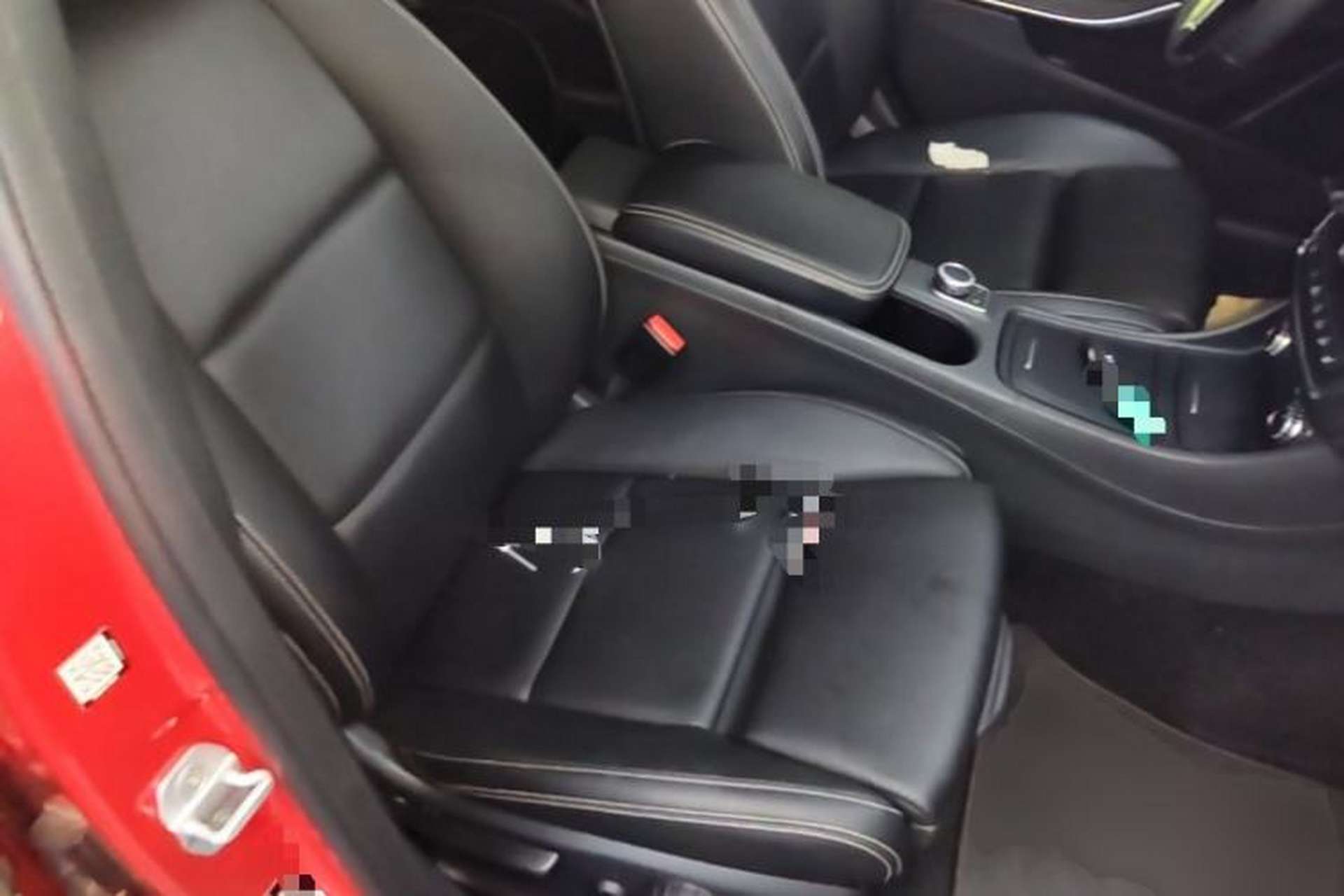Used Mercedes-Benz GLA 2016 GLA 220 4MATIC Fashion Edition Right Front Seat