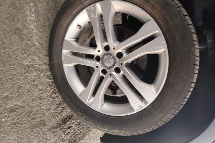 Used Mercedes-Benz GLA 2016 GLA 200 Fashion Model Right Front Wheel Hub