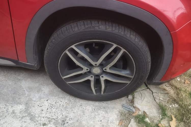Used Mercedes-Benz GLA 2016 GLA 200 Fashion Model Right Front Wheel Hub