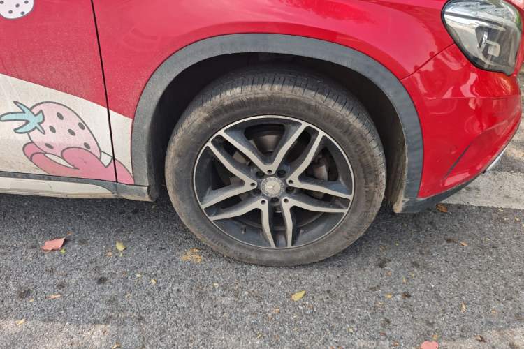 Used Mercedes-Benz GLA 2016 GLA 200 Fashion Model Right Front Wheel Hub