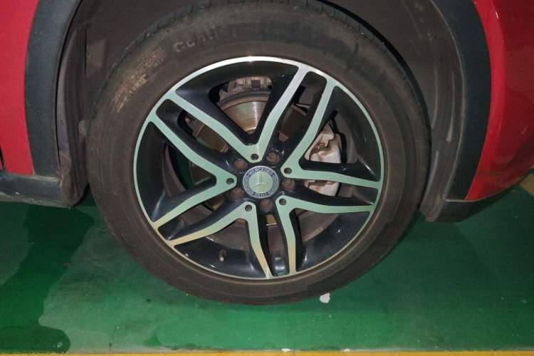 Used Mercedes-Benz GLA 2016 GLA 200 Fashion Model Right Front Wheel Hub