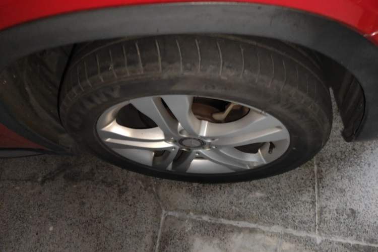 Used Mercedes-Benz GLA 2016 GLA 200 Sport Edition Right Front Wheel Hub