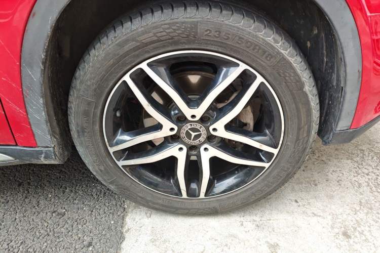 Used Mercedes-Benz GLA 2016 GLA 220 4MATIC Fashion Edition Right Front Wheel Hub