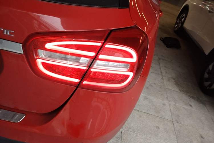 Used Mercedes-Benz GLA 2016 GLA 220 4MATIC Fashion Edition Right Rear Taillight