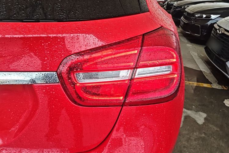 Used Mercedes-Benz GLA 2016 GLA 200 Fashion Model Right Rear Taillight