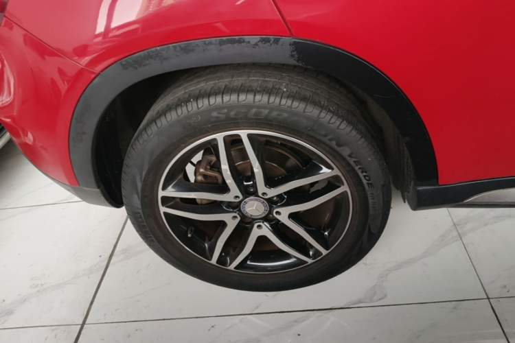 Used Mercedes-Benz GLA 2016 GLA 200 Fashion Model Right Rear Wheel Hub