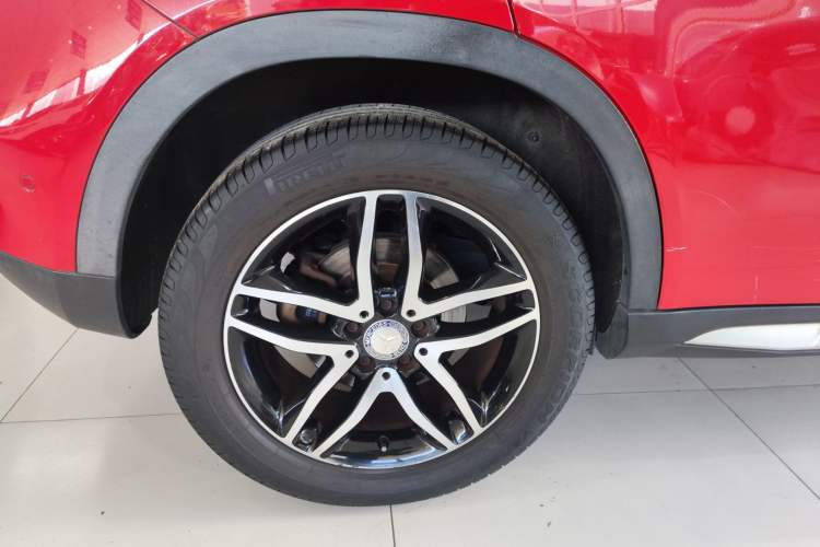 Used Mercedes-Benz GLA 2016 GLA 220 4MATIC Fashion Edition Right Rear Wheel Hub