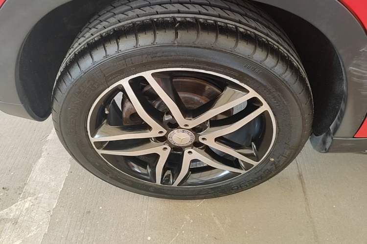 Used Mercedes-Benz GLA 2016 GLA 200 Fashion Model Right Rear Wheel Hub