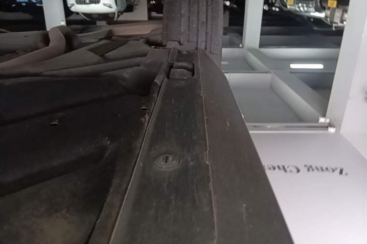 Used Mercedes-Benz GLA 2016 GLA 200 Fashion Model Right Side Sill