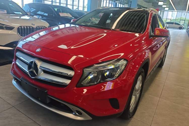 Used Mercedes-Benz GLA 2016 GLA 200 Sport Edition Guazi used car, China used car export, Used car for sale, Used cars, Cheapest cars for sale