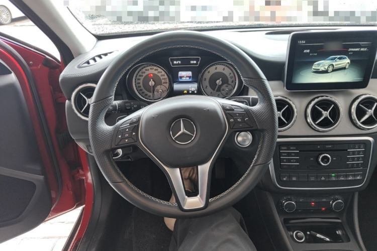 Used Mercedes-Benz GLA 2016 GLA 220 4MATIC Fashion Edition Steering Wheel
