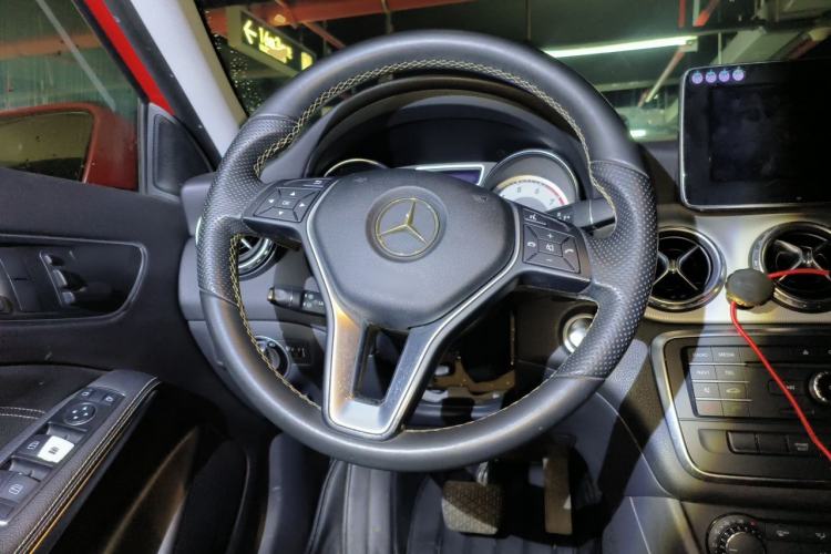 Used Mercedes-Benz GLA 2016 GLA 200 Sport Edition Steering Wheel