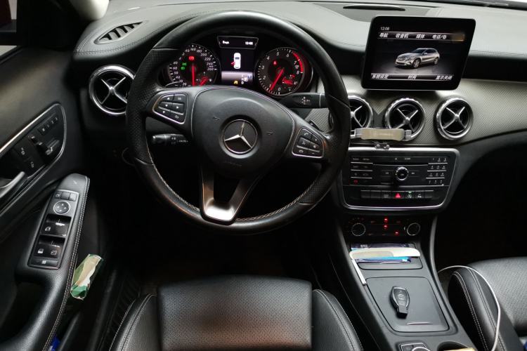 Used Mercedes-Benz GLA 2016 GLA 200 Fashion Model Steering Wheel