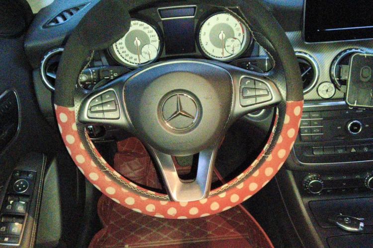 Used Mercedes-Benz GLA 2016 GLA 200 Sport Edition Steering Wheel