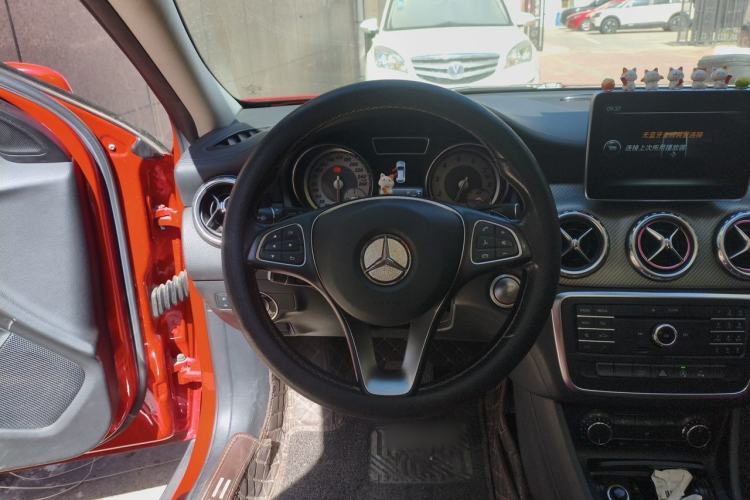 Used Mercedes-Benz GLA 2016 GLA 200 Fashion Model Steering Wheel