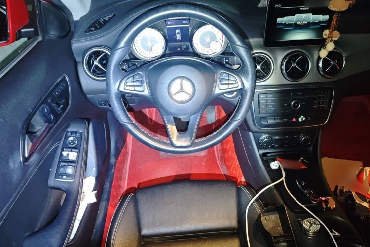 Used Mercedes-Benz GLA 2016 GLA 200 Fashion Model Steering Wheel