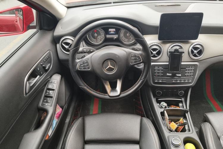 Used Mercedes-Benz GLA 2016 GLA 220 4MATIC Fashion Edition Steering Wheel
