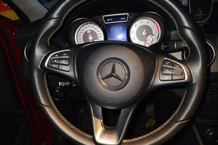 Used Mercedes-Benz GLA 2016 GLA 200 Fashion Model Steering Wheel