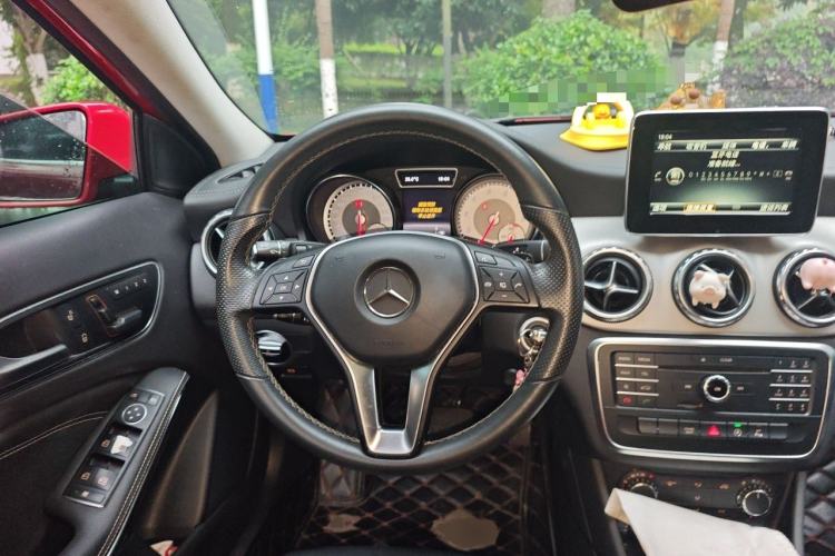 Used Mercedes-Benz GLA 2016 GLA 200 Fashion Model Steering Wheel