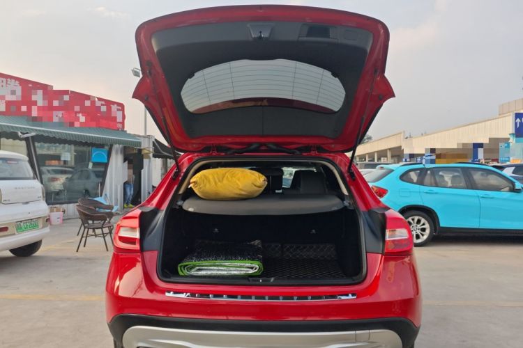 Used Mercedes-Benz GLA 2016 GLA 200 Sport Edition Trunk