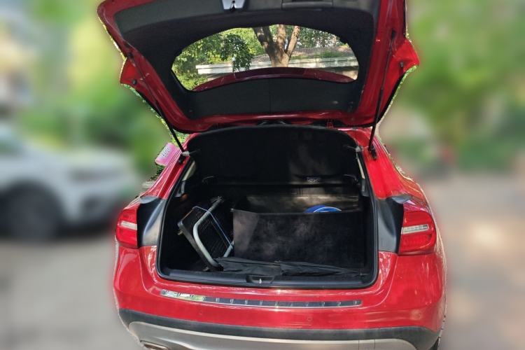 Used Mercedes-Benz GLA 2016 GLA 200 Fashion Model Trunk