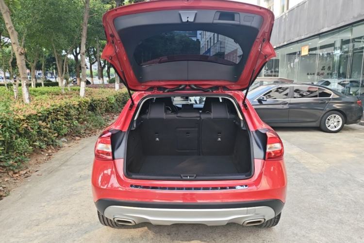 Used Mercedes-Benz GLA 2016 GLA 200 Sport Edition Trunk