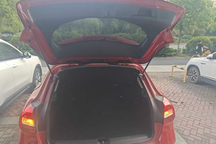 Used Mercedes-Benz GLA 2016 GLA 200 Sport Edition Trunk