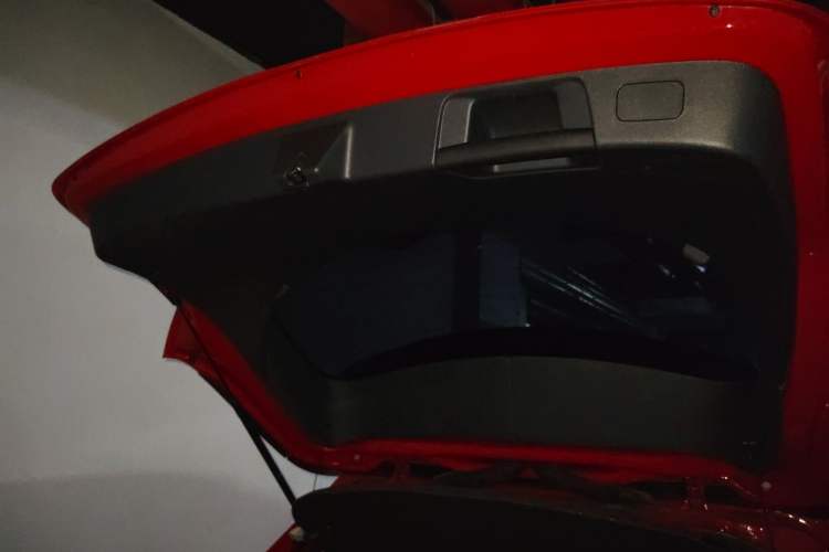 Used Mercedes-Benz GLA 2016 GLA 200 Fashion Model Trunk