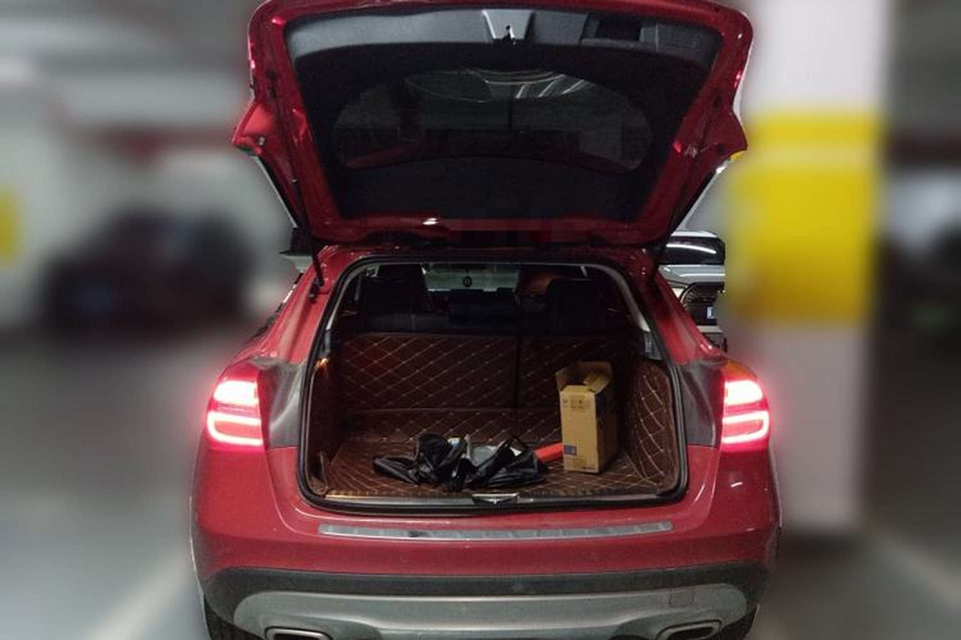 Used Mercedes-Benz GLA 2016 GLA 220 4MATIC Fashion Edition Trunk