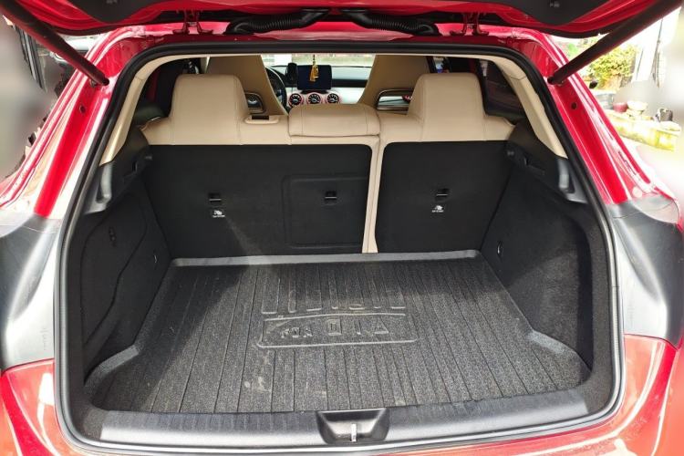 Used Mercedes-Benz GLA 2016 GLA 220 4MATIC Fashion Edition Trunk