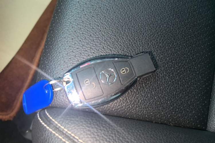 Used Mercedes-Benz GLA 2016 GLA 200 Fashion Model Vehicle Key