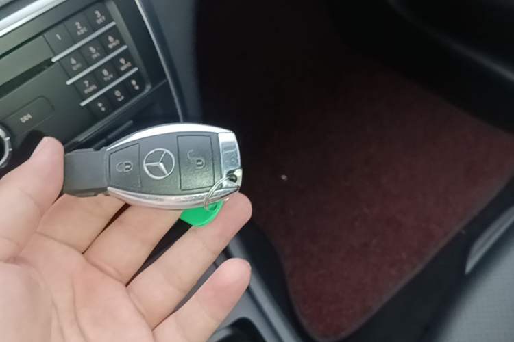 Used Mercedes-Benz GLA 2016 GLA 200 Fashion Model Vehicle Key
