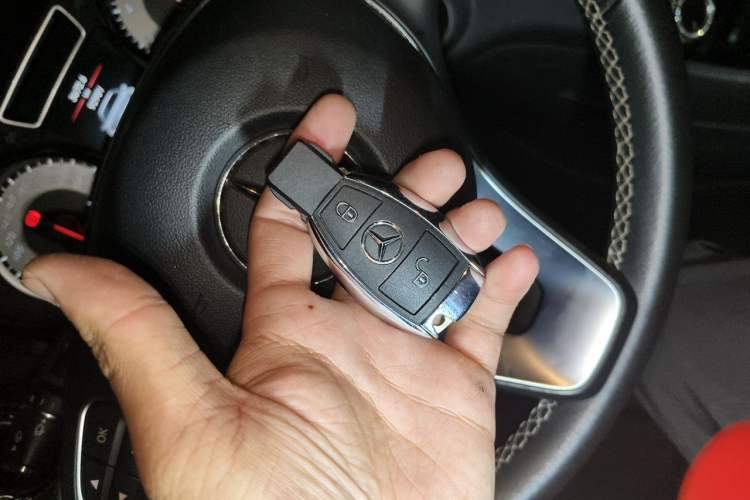 Used Mercedes-Benz GLA 2016 GLA 220 4MATIC Fashion Edition Vehicle Key