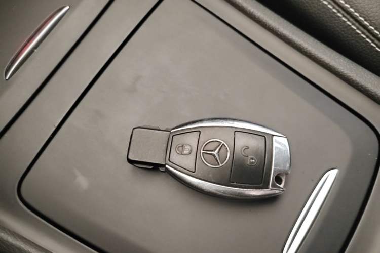 Used Mercedes-Benz GLA 2016 GLA 200 Fashion Model Vehicle Key