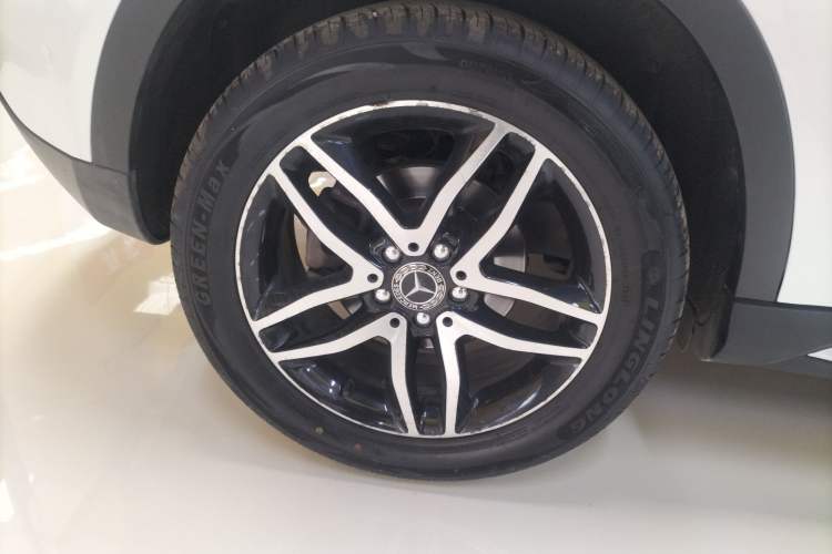 Used Mercedes-Benz GLA 2016 GLA 200 Fashion Model Right Rear Wheel Hub