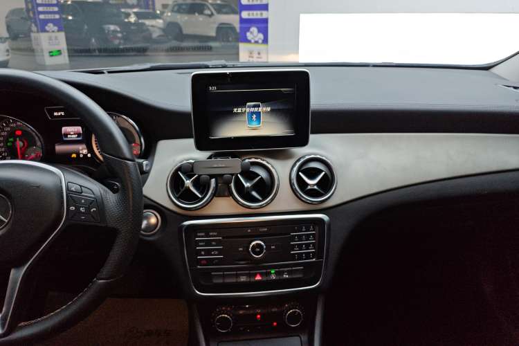 Used Mercedes-Benz GLA 2016 GLA 200 Fashion Model Audio And AC Panel