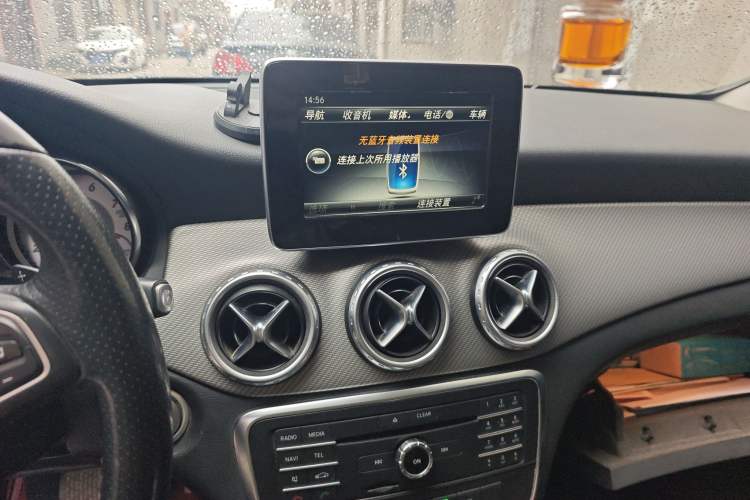 Used Mercedes-Benz GLA 2016 GLA 200 Sport Edition Audio And AC Panel