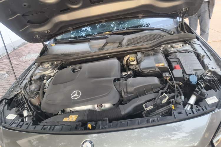 Used Mercedes-Benz GLA 2016 GLA 200 Sport Edition Engine Bay