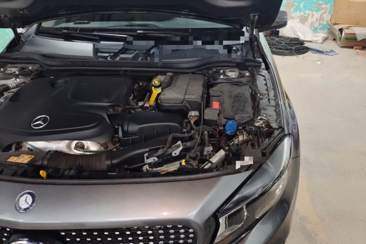 Used Mercedes-Benz GLA 2016 GLA 200 Sport Edition Engine Bay Left