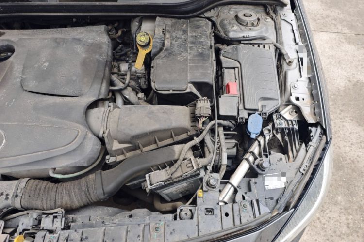 Used Mercedes-Benz GLA 2016 GLA 200 Sport Edition Engine Bay Left