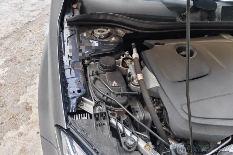 Used Mercedes-Benz GLA 2016 GLA 220 4MATIC Fashion Edition Engine Bay Right