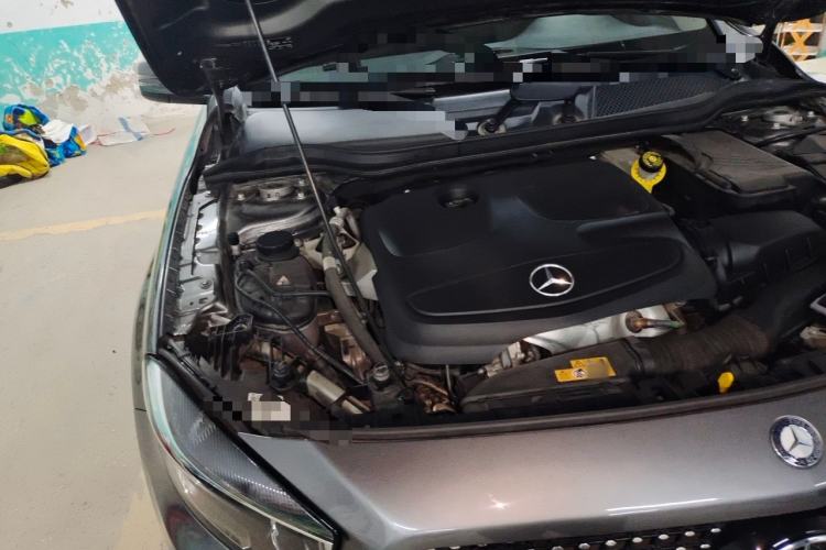 Used Mercedes-Benz GLA 2016 GLA 200 Sport Edition Engine Bay Right