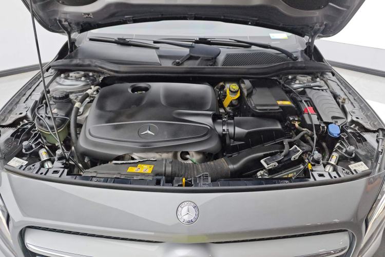 Used Mercedes-Benz GLA 2016 GLA 200 Fashion Model Engine Bay
