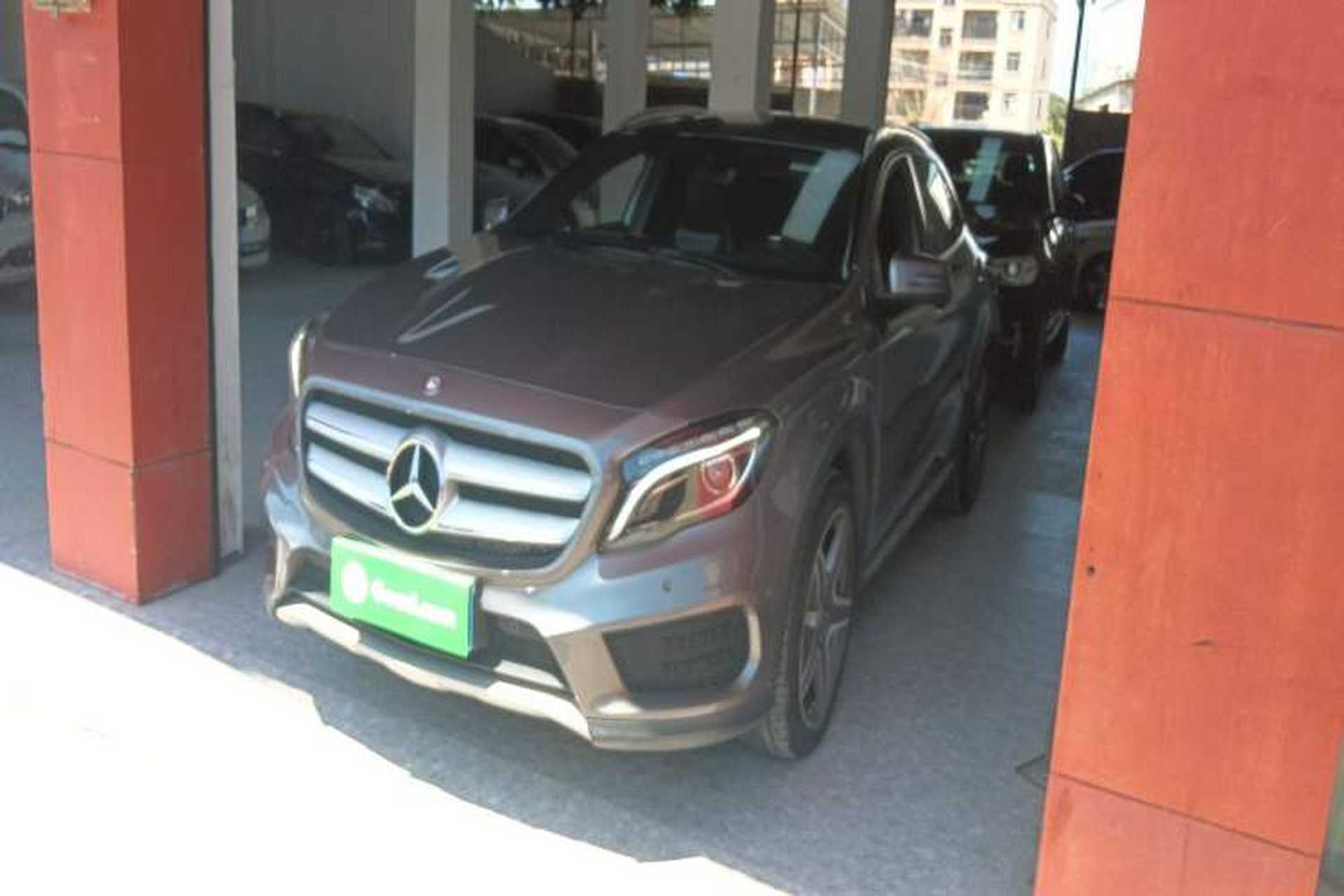 Used Mercedes-Benz GLA 2016 GLA 260 4MATIC Sport Edition Front Left 45 Deg