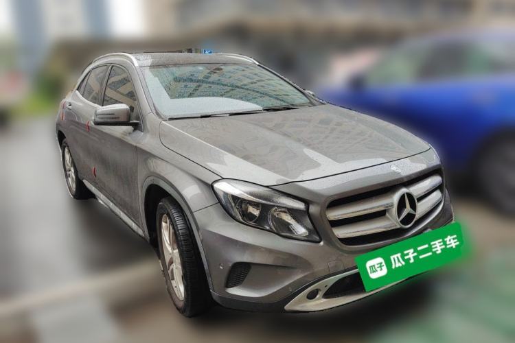 Used Mercedes-Benz GLA 2016 GLA 200 Sport Edition Front Right 45 Deg