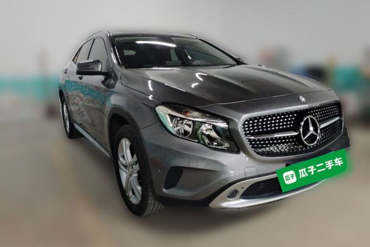 Used Mercedes-Benz GLA 2016 GLA 200 Sport Edition Front Right 45 Deg