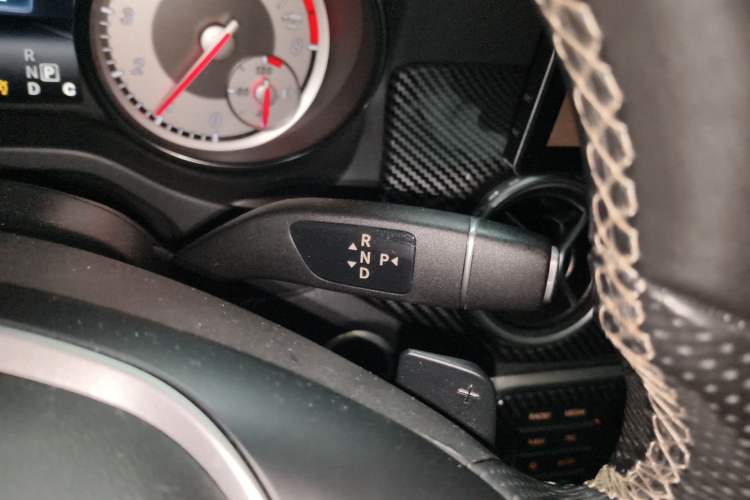 Used Mercedes-Benz GLA 2016 GLA 200 Sport Edition Gear Lever